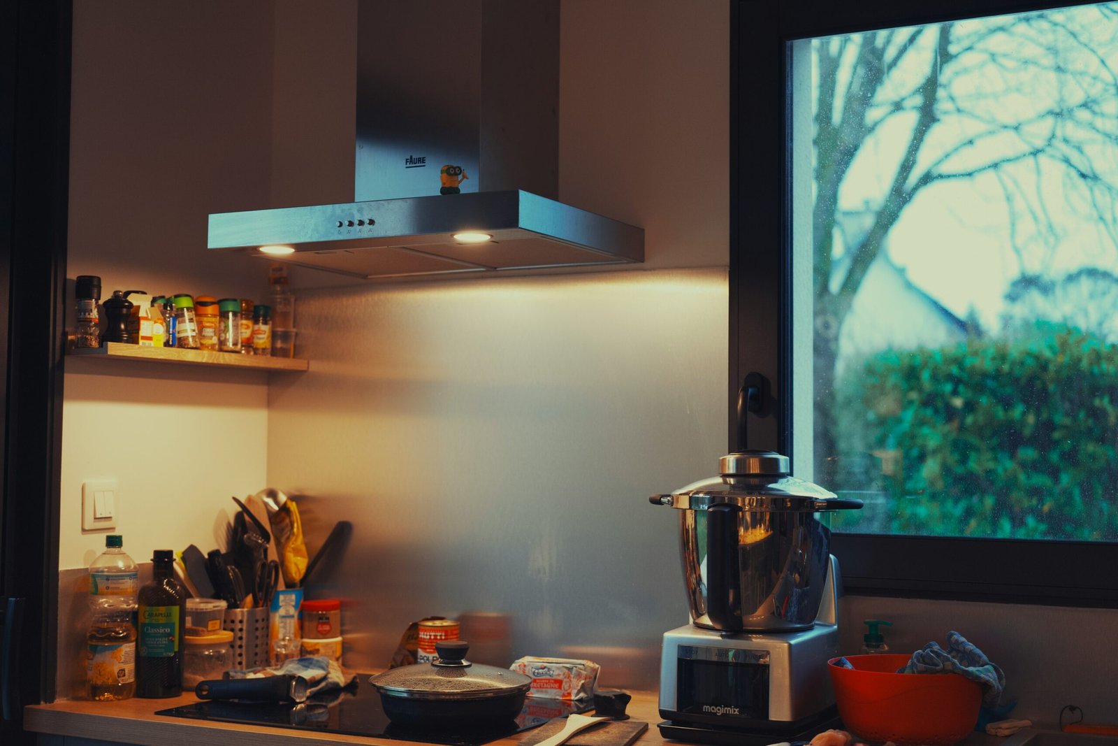 How to Get Burnt Smell Out of House: Complete Odor Removal Guide
