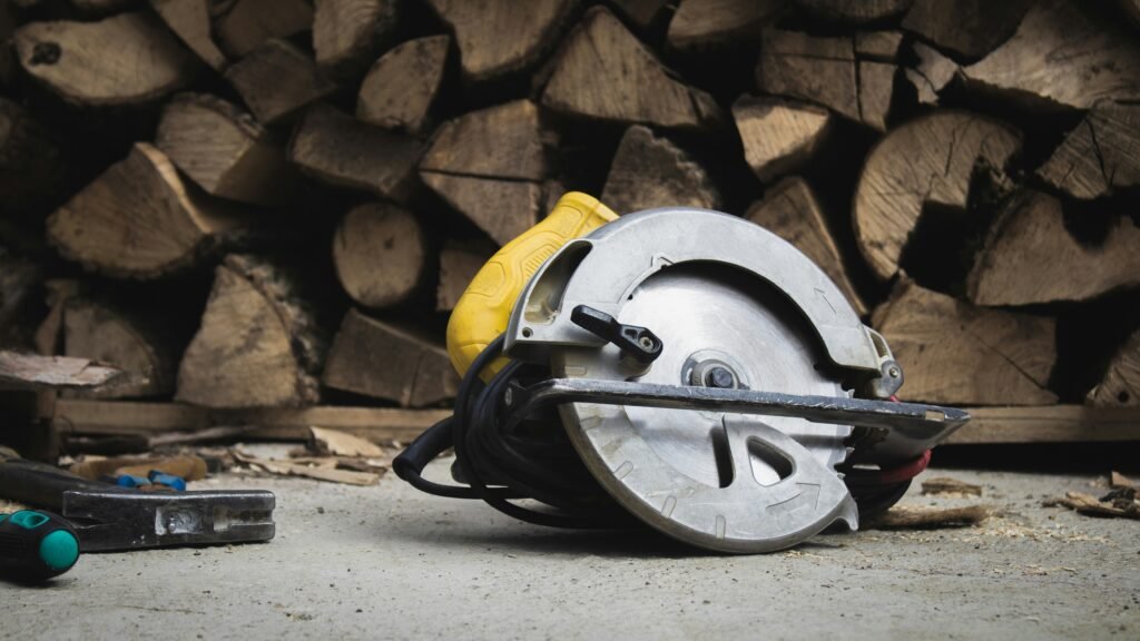 What Is the Most Important Maintenance on a Circular Saw? Expert Guide showing blade inspection, cleaning, lubrication, and safe tool maintenance.