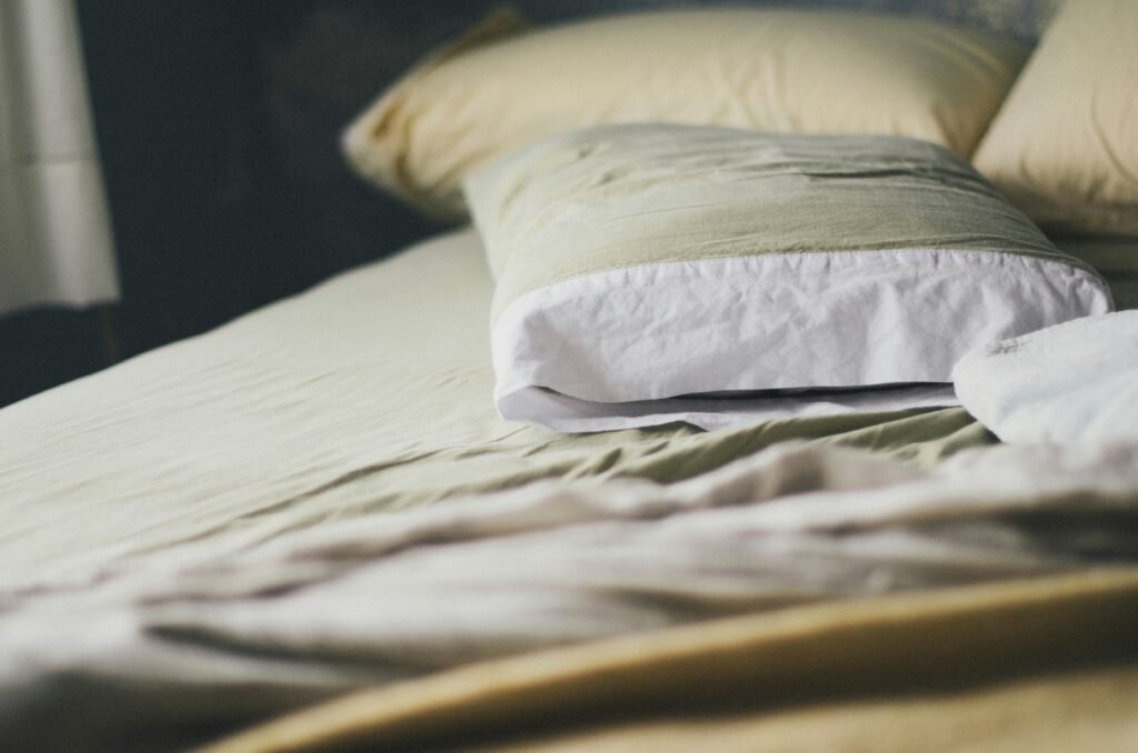 How to Get Period Blood Out of Mattress Fresh and Dried Stain Removal covering fresh blood stains, dried stains, cleaning methods, mattress care, and stain prevention.