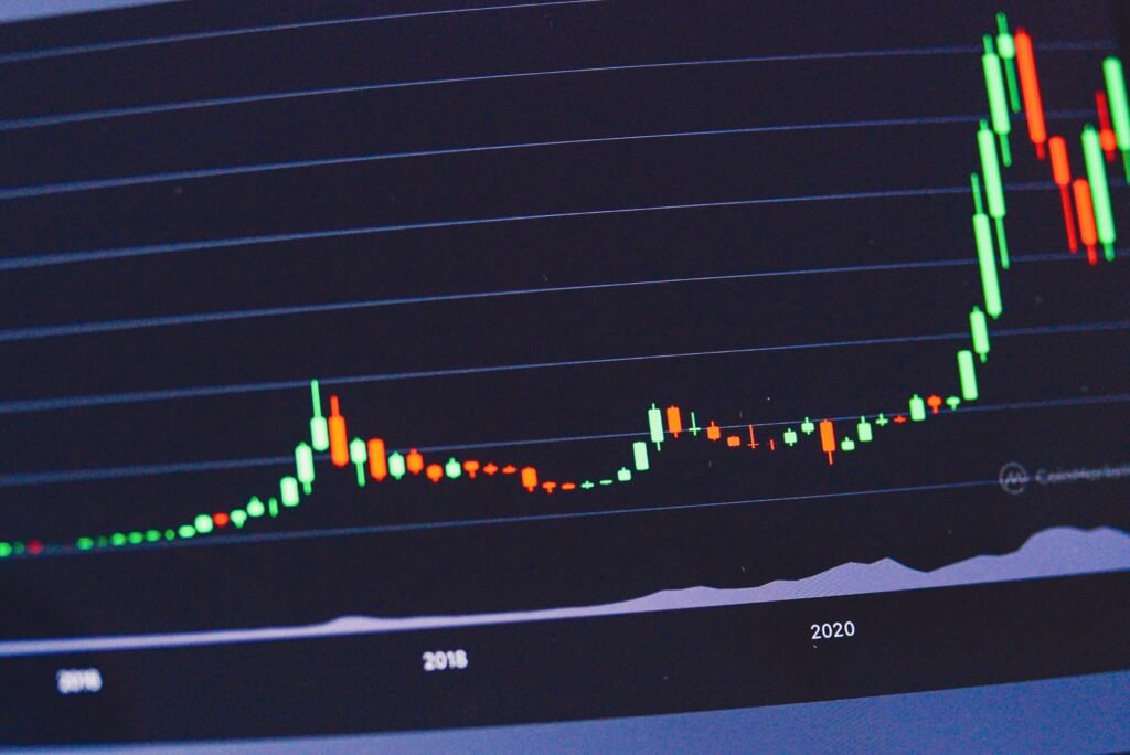 What Is a Liquidity Sweep in Trading? covering liquidity pools, stop-loss orders, price movement, market structure, and trading setups.