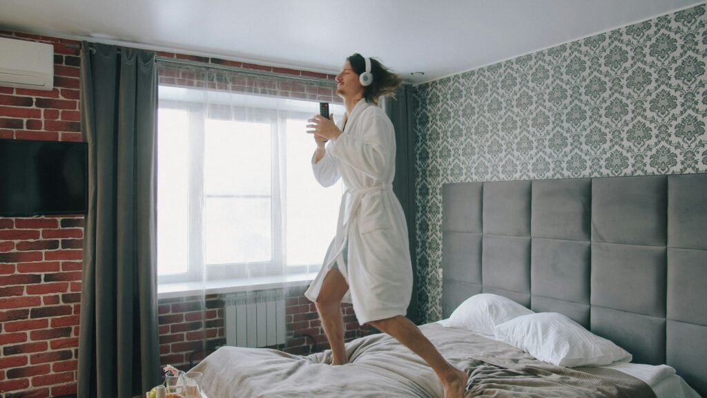 How to Get Urine Out of a Mattress When Dry: Effective Home Remedies & Prevention Tips guide to dried urine removal, mattress cleaning, odor control, and prevention tips.