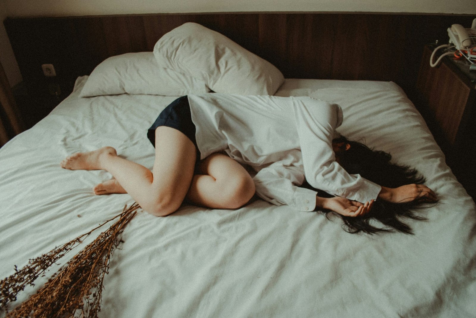 How to Get Period Blood Out of Mattress Fresh and Dried Stain Removal